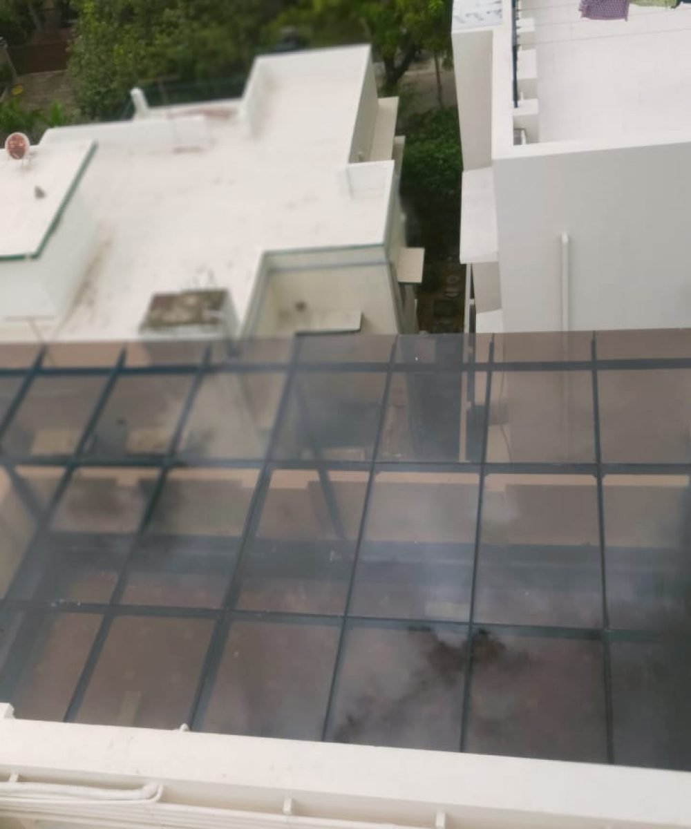 WhatsApp Image 2025-10-24 at 16.45.12